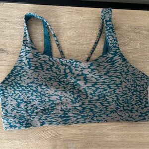 Sports bra